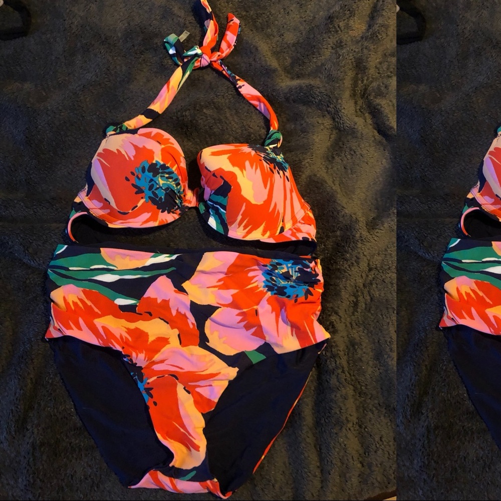 Aerie Navy/Red High-Waist Floral Print Bikini w/ Tie-Back Top
